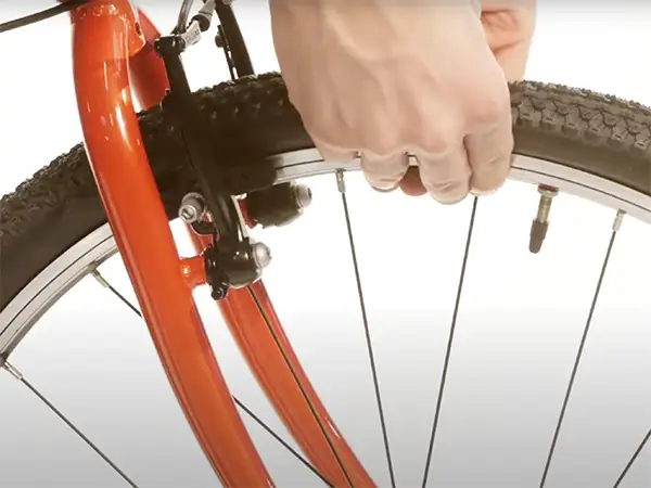 Inflating your tyres